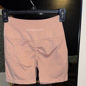 Alphalete Amplify Women's Shorts & Crop Top